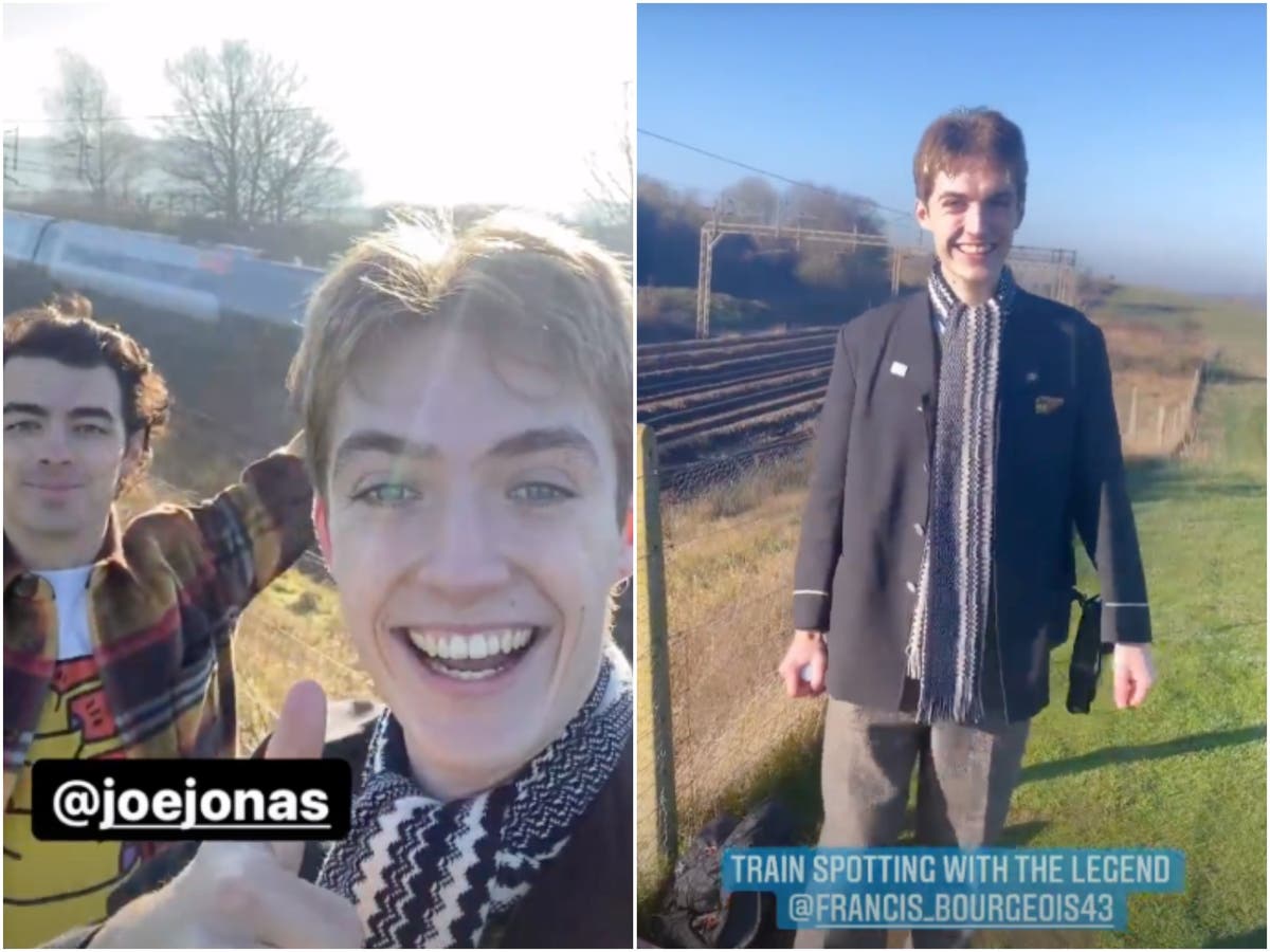 Francis Bourgeois Joe Jonas delights fans as he goes trainspotting